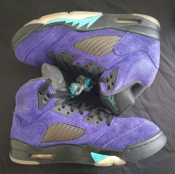Jordan | Shoes | Jordan 5 Alternate Grape Size 85 Mens 3627  display picture 3
